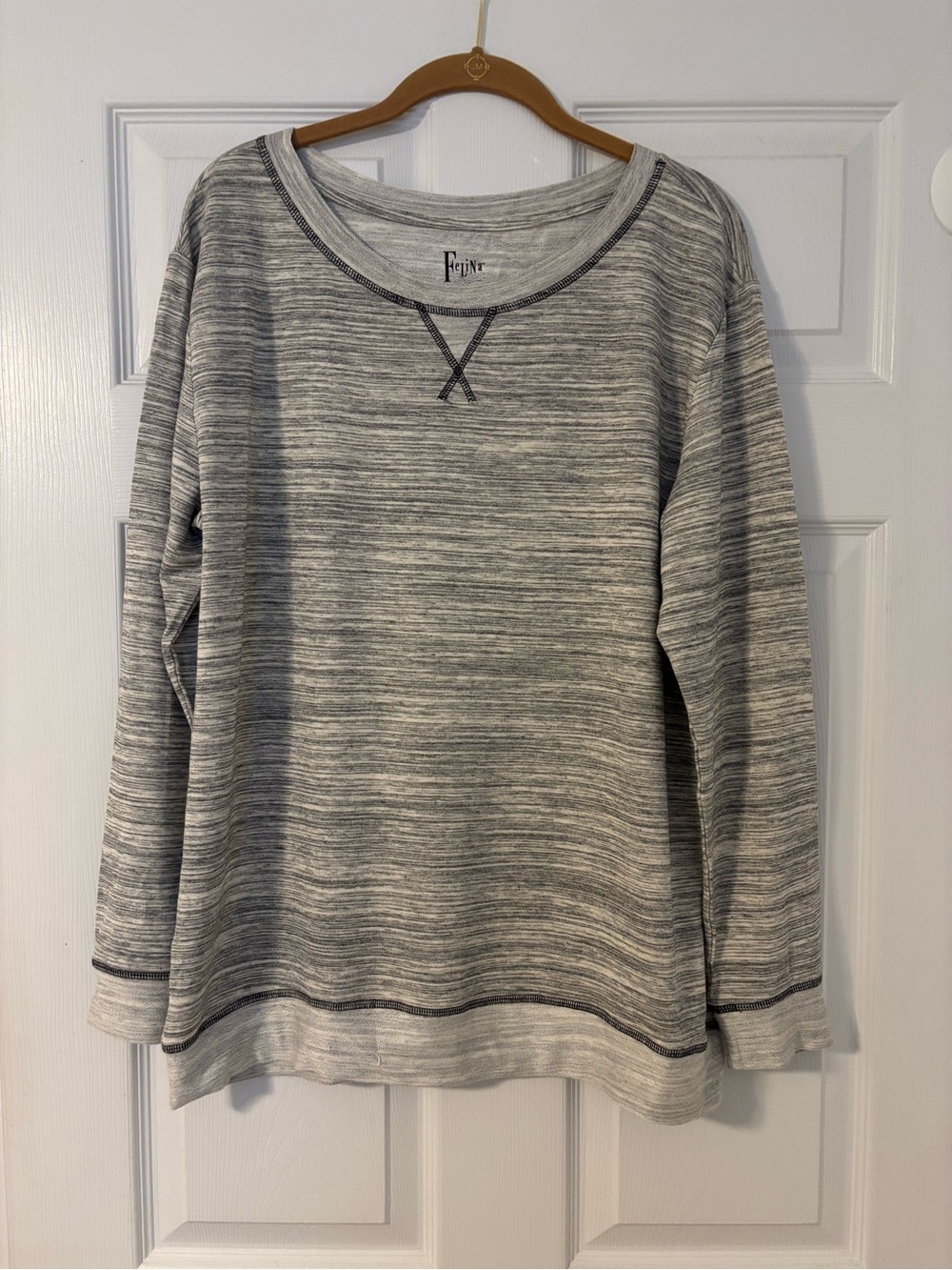 Felina Grey Heather Long Sleeve Lightweight Sweatshirt Women’s Large New